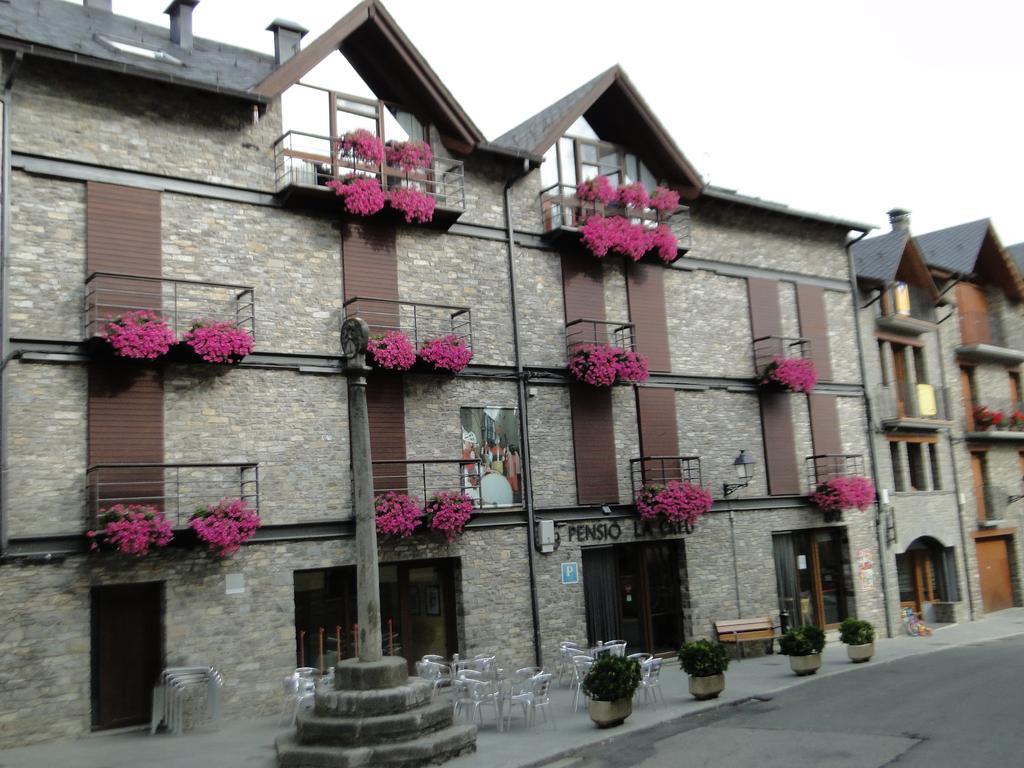 Pensio La Creu Hotel Esterri d'Àneu Exterior photo