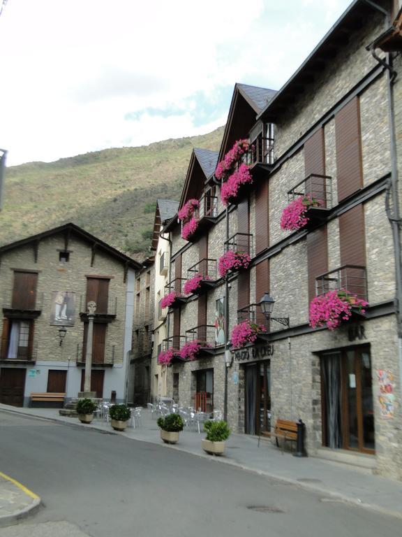 Pensio La Creu Hotel Esterri d'Àneu Exterior photo